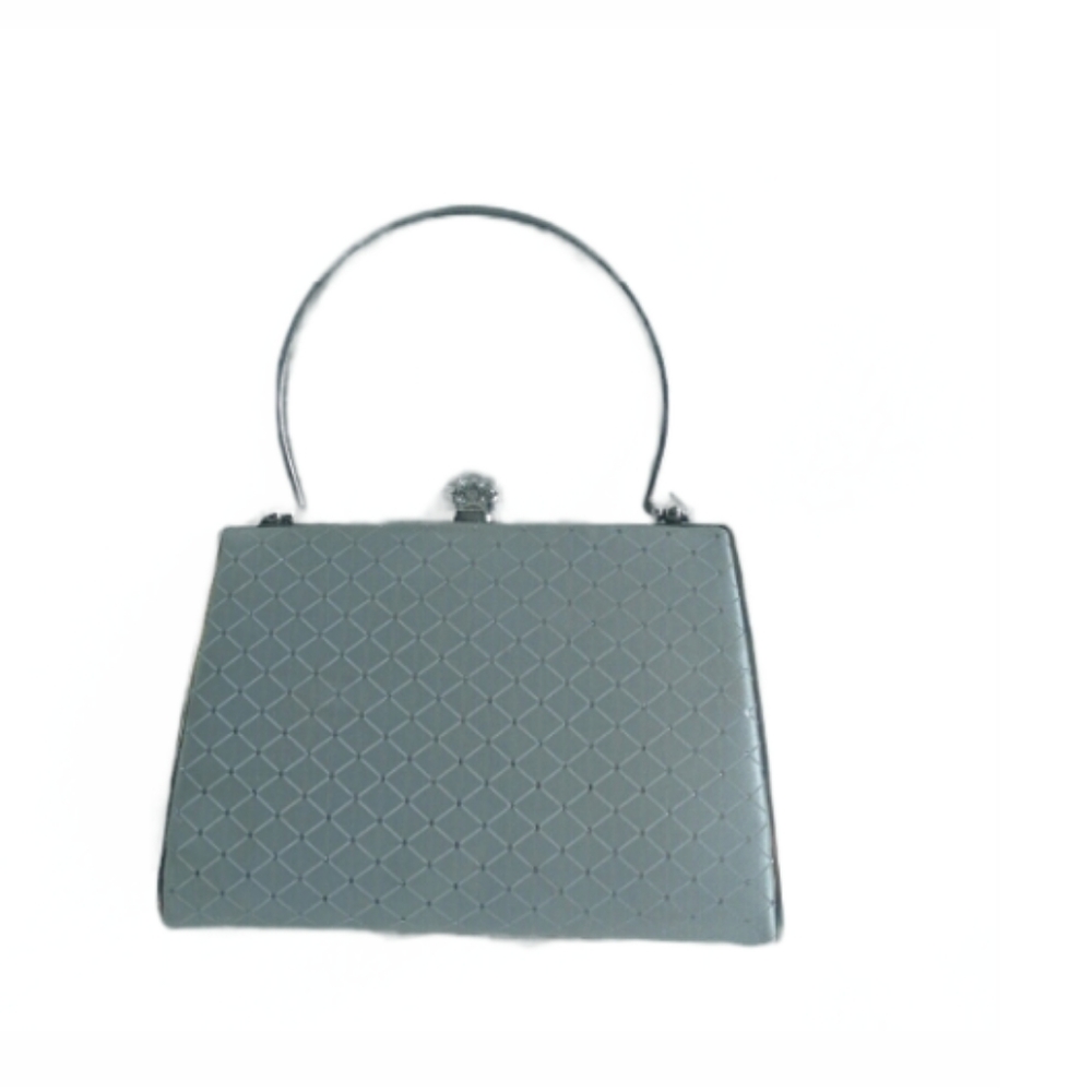 Crown clasp chain strap metal purse